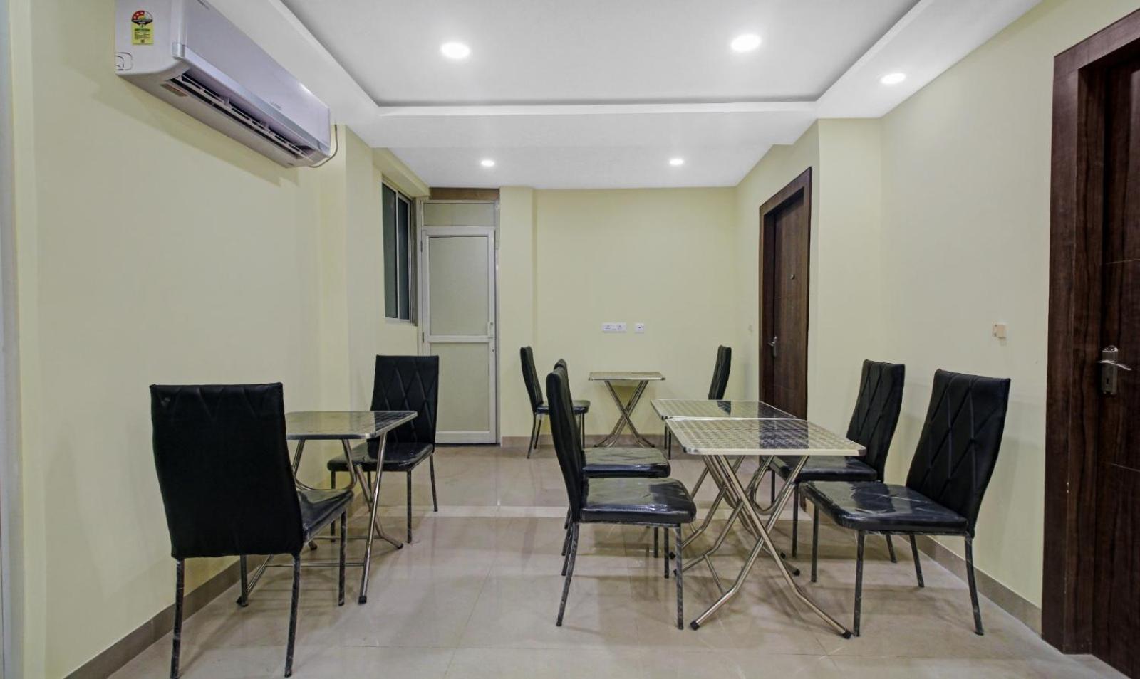 Hotel Park Central Καλκούτα Εξωτερικό φωτογραφία