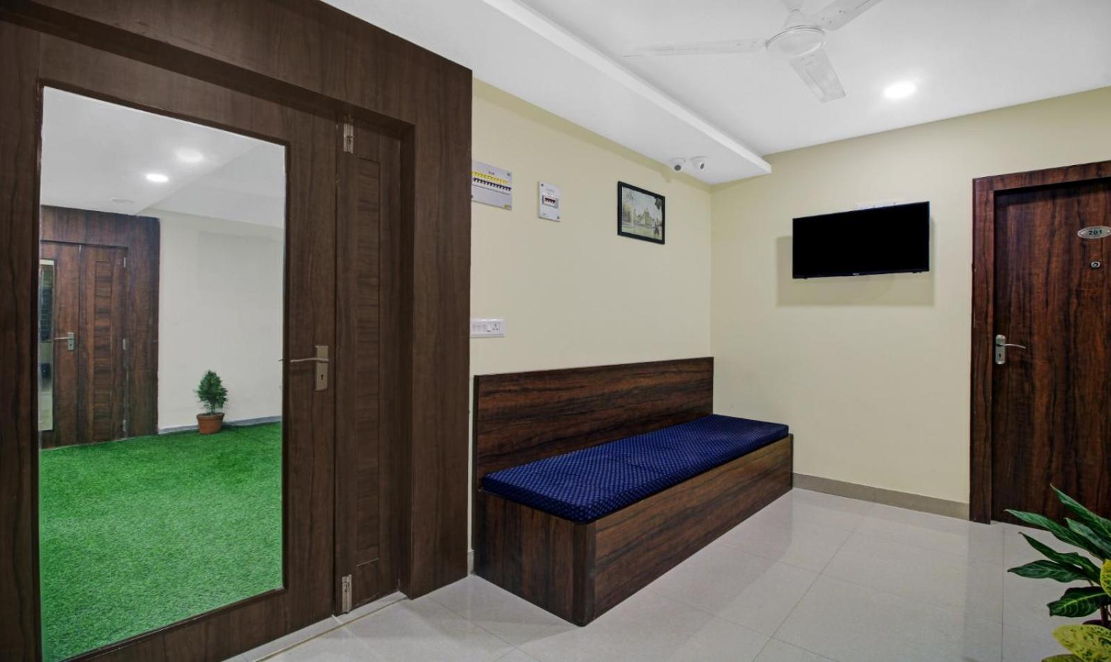 Hotel Park Central Καλκούτα Εξωτερικό φωτογραφία