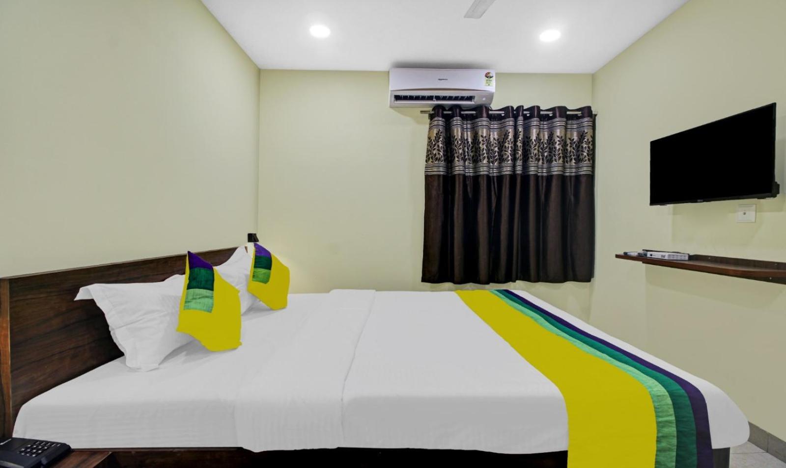 Hotel Park Central Καλκούτα Εξωτερικό φωτογραφία