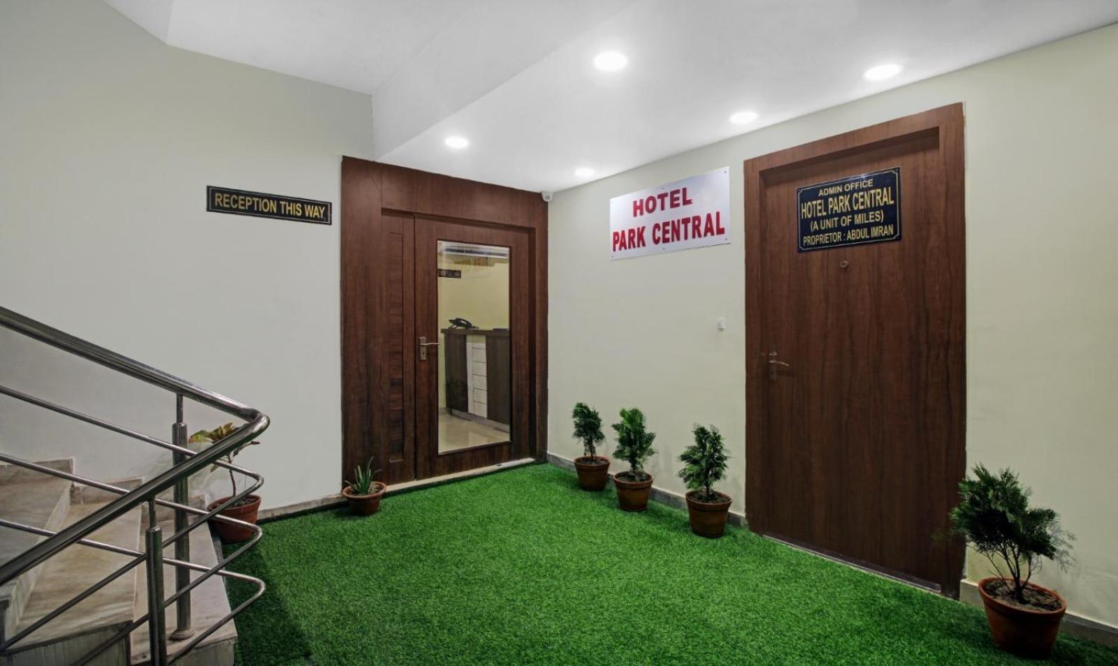 Hotel Park Central Καλκούτα Εξωτερικό φωτογραφία